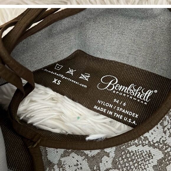 Bombshell Sportswear Racer Back
Double Spaghetti Straps XS - Picture 4 of 4